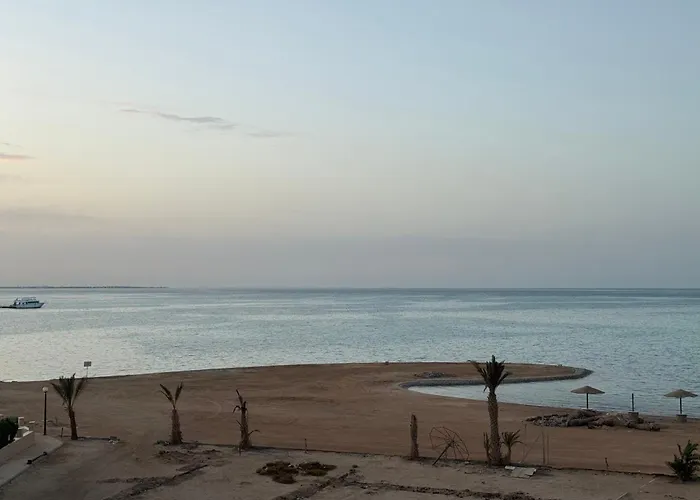 Anna&snake * Hurghada